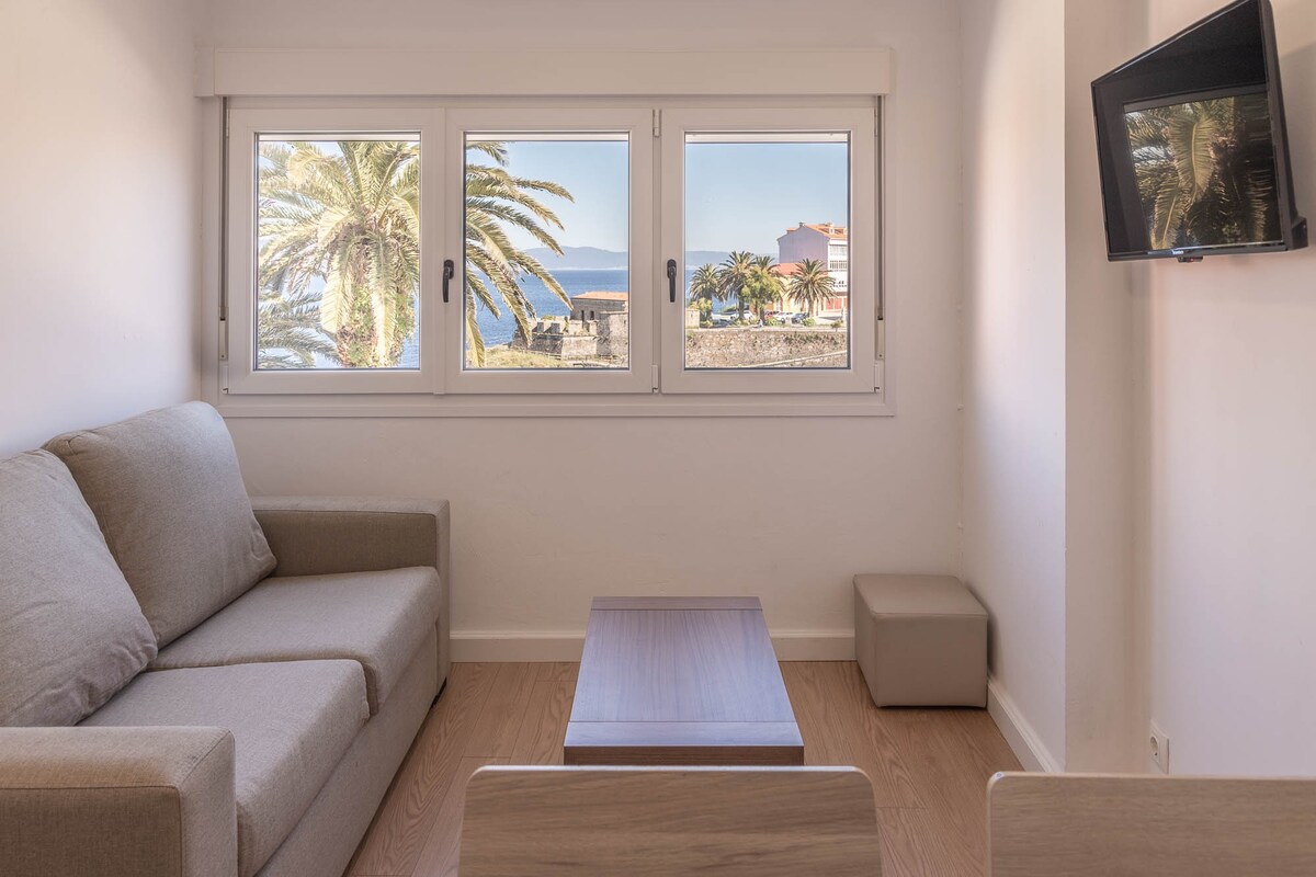 Ocean View Apartment & Fisterra Beach