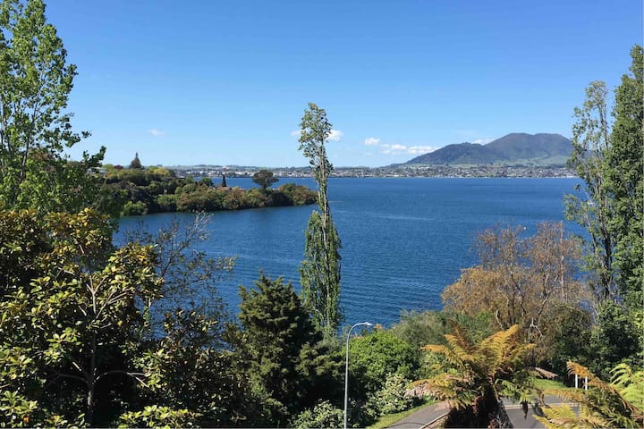 陶波(Taupo)的民宿