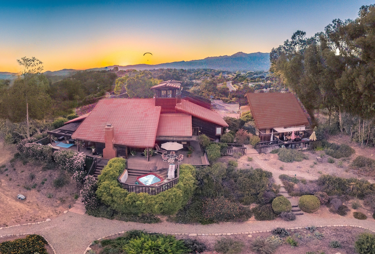 Casa del Cielo, Spectacular Retreat