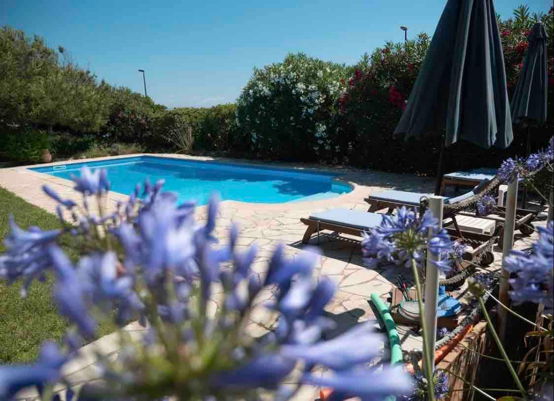 海景别墅，带私人游泳池，位于Cap d 'Antibes