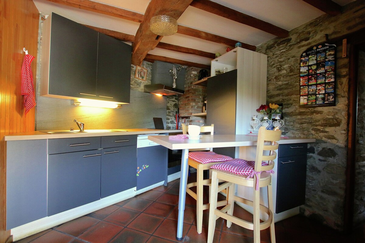 Attractive Cottage in Baillamont with Terrace