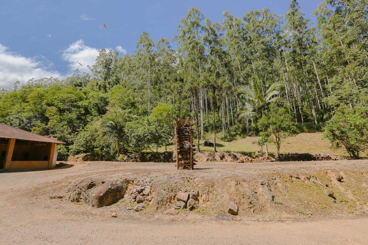 Furna - A Casa de campo que você merece!