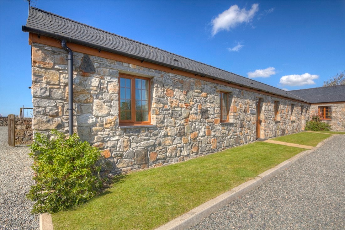 Carnedd Cottage at Cerrig y Barcud, Anglesey