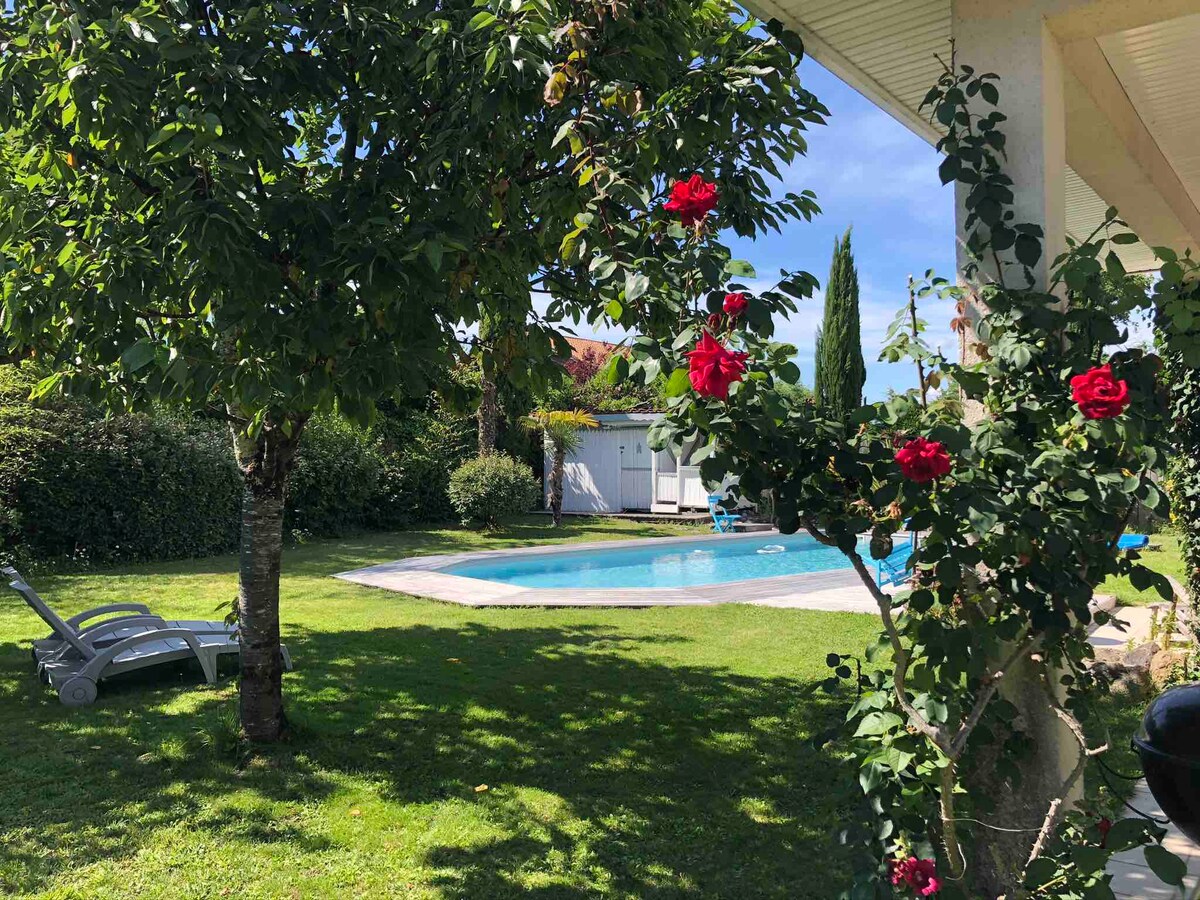 Studio avec Piscine et Terrasse privée