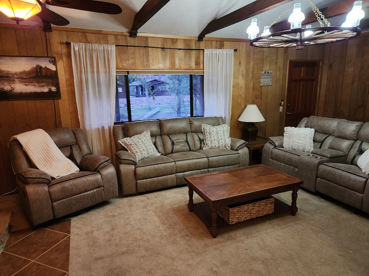 Kohl's Ranch Creekside Cabin - Adventure Awaits!