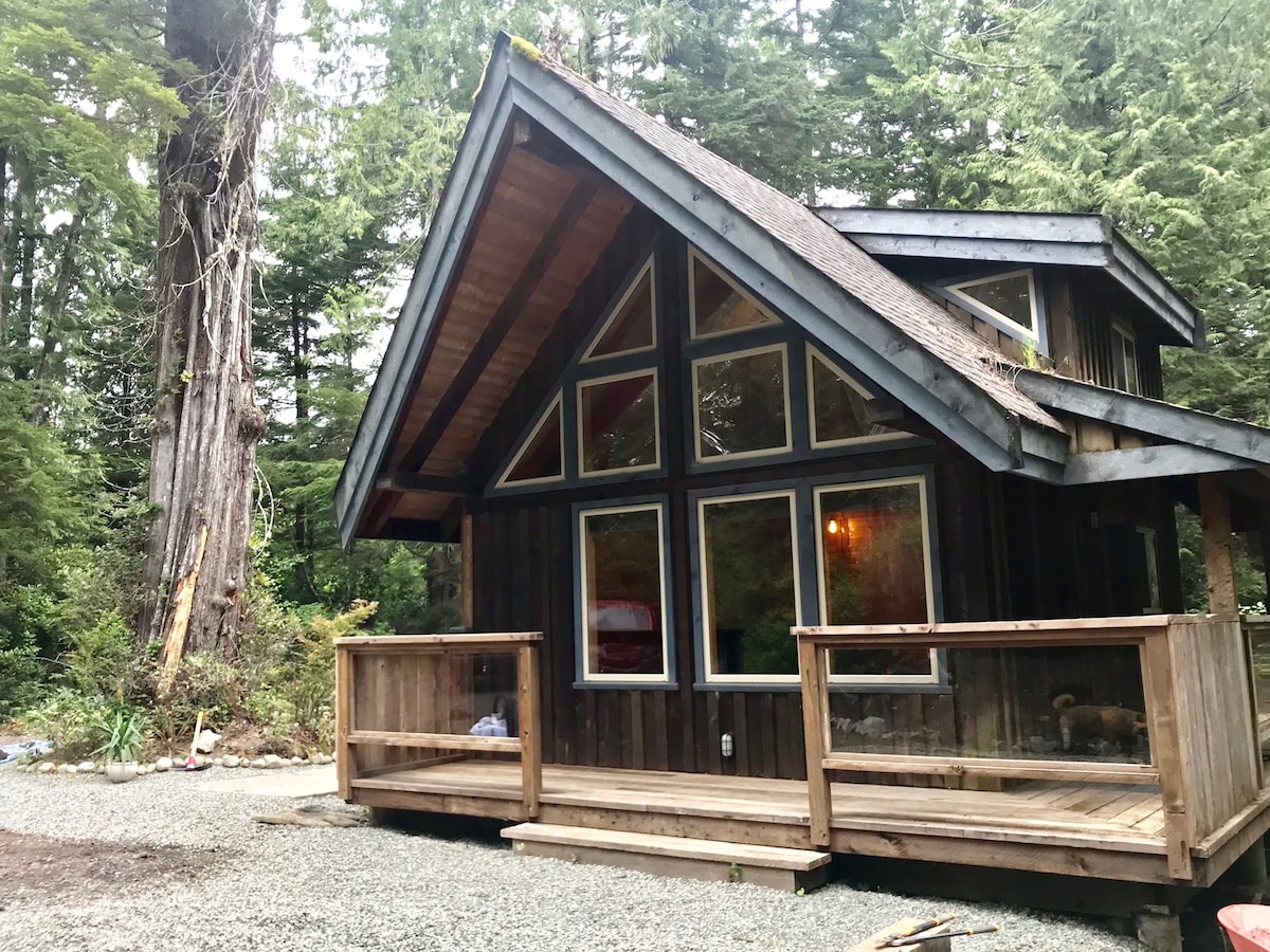 Little Creek Cabins - Fernwood Cabin