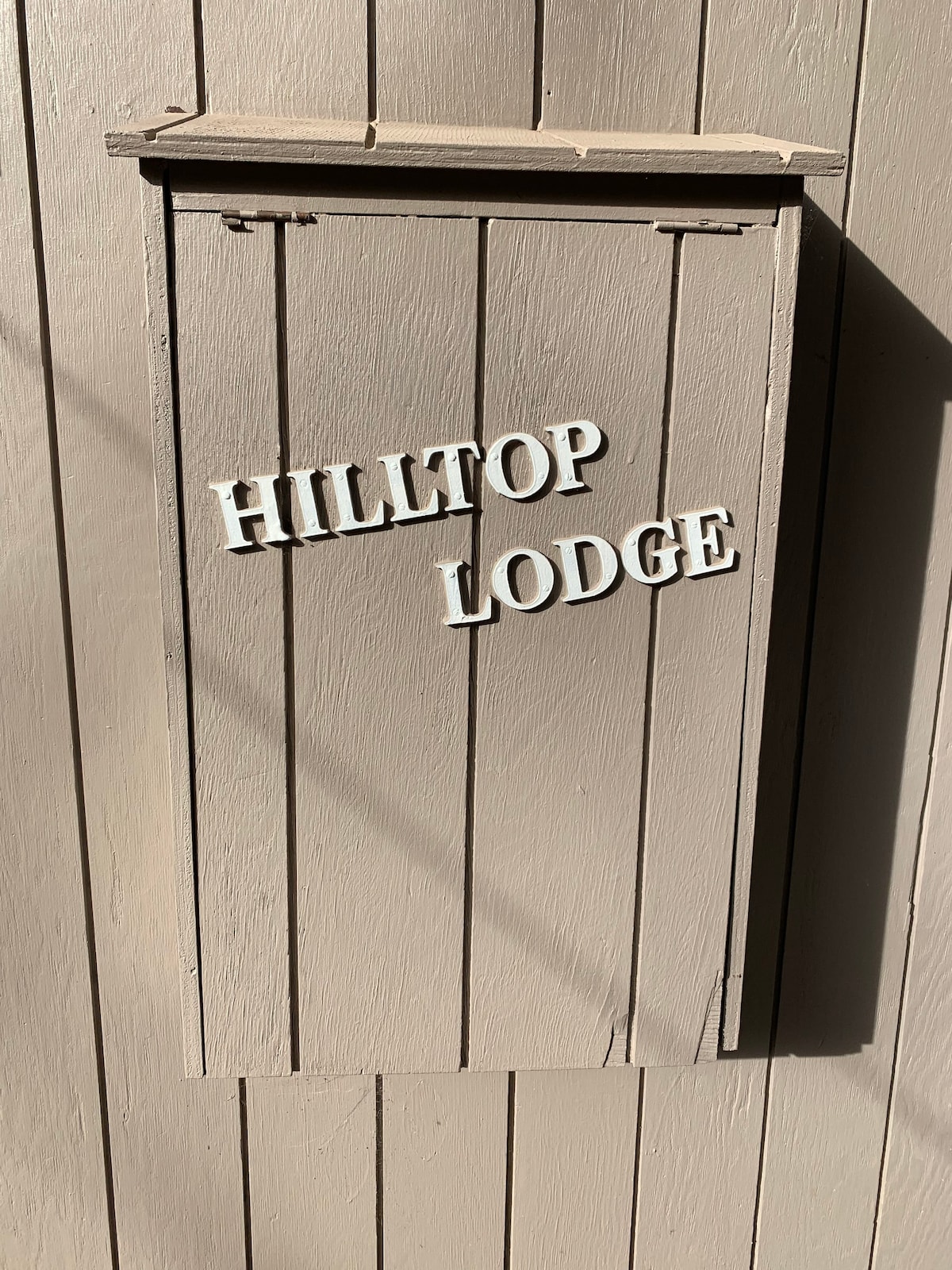 Hilltop Lodge