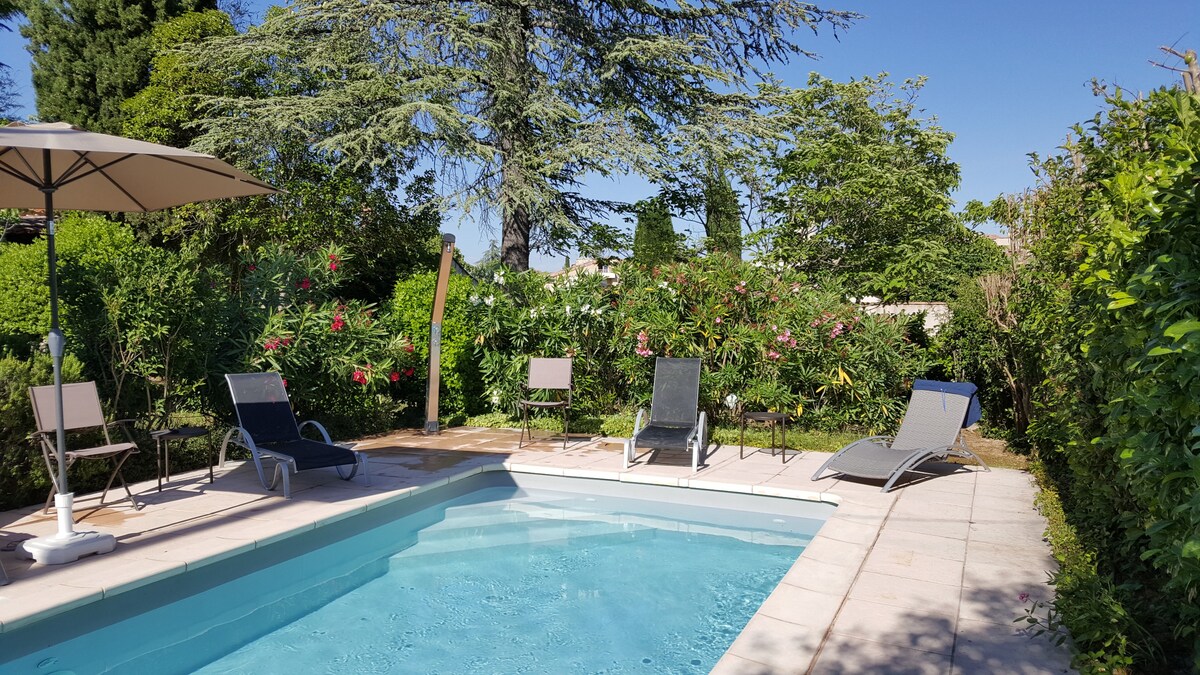 Rêve de Provence : Villa avec jardin et piscine