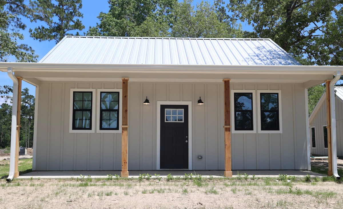 Cottages at Sam Rayburn Cabin 1