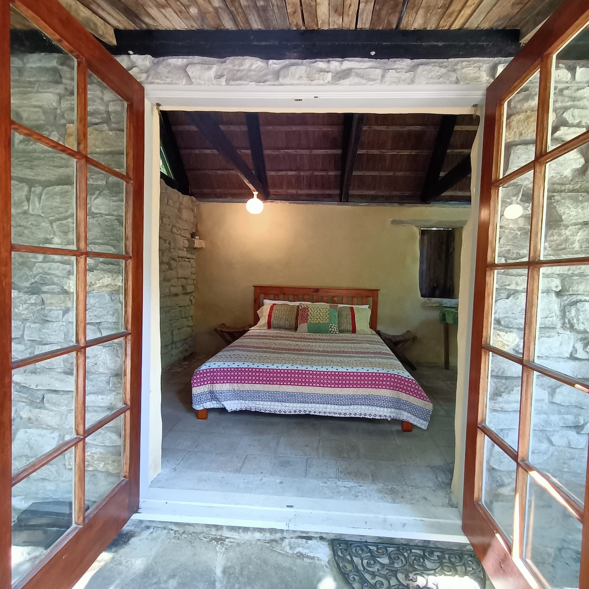 Stone Hut Off-the-Grid with outdoor bath