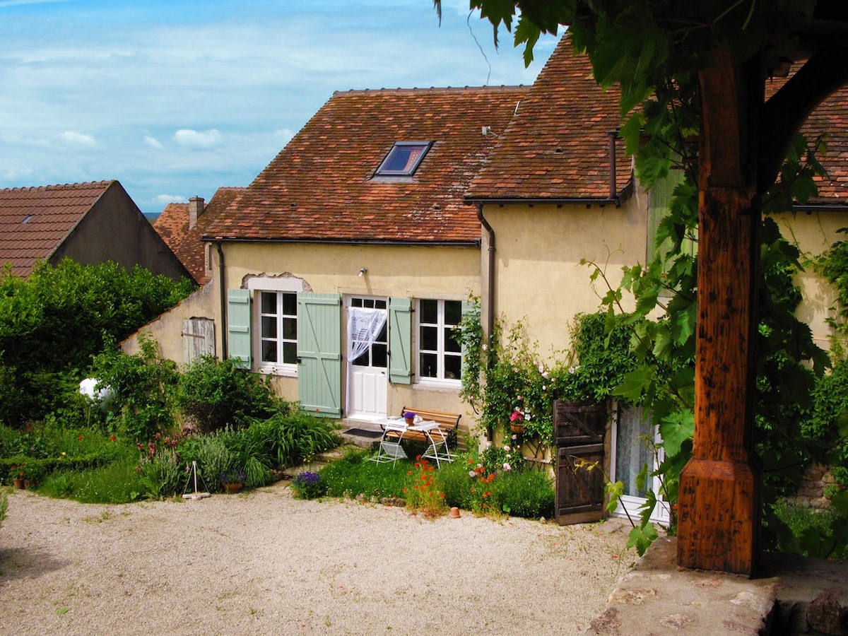 Gezellig familiehuis op groot terrein in Bourgogne