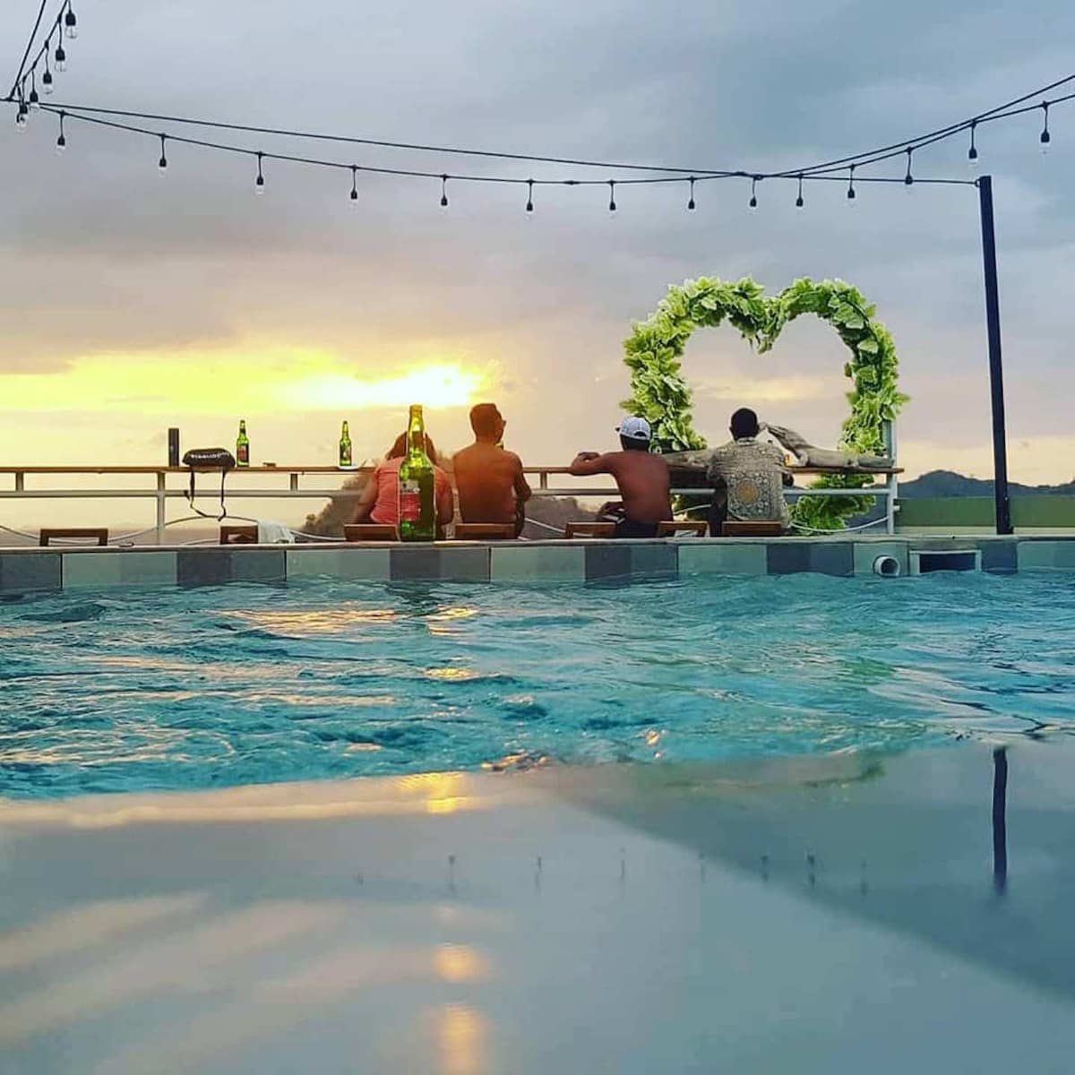 Reklamasi LabuanBajo 2Room Breakfas Pool Beachfron