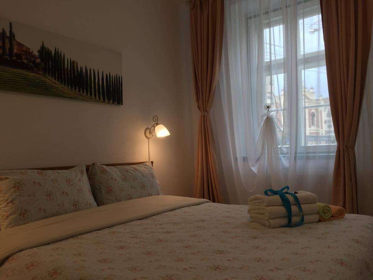 Buon Studio Old Town Sibiu-motorcycle friendly