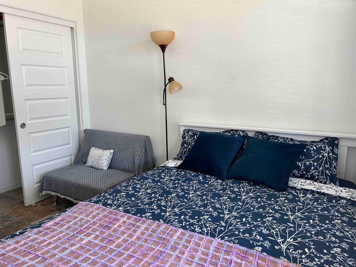 Cozy lovely and Private One Bedroom in Mesa