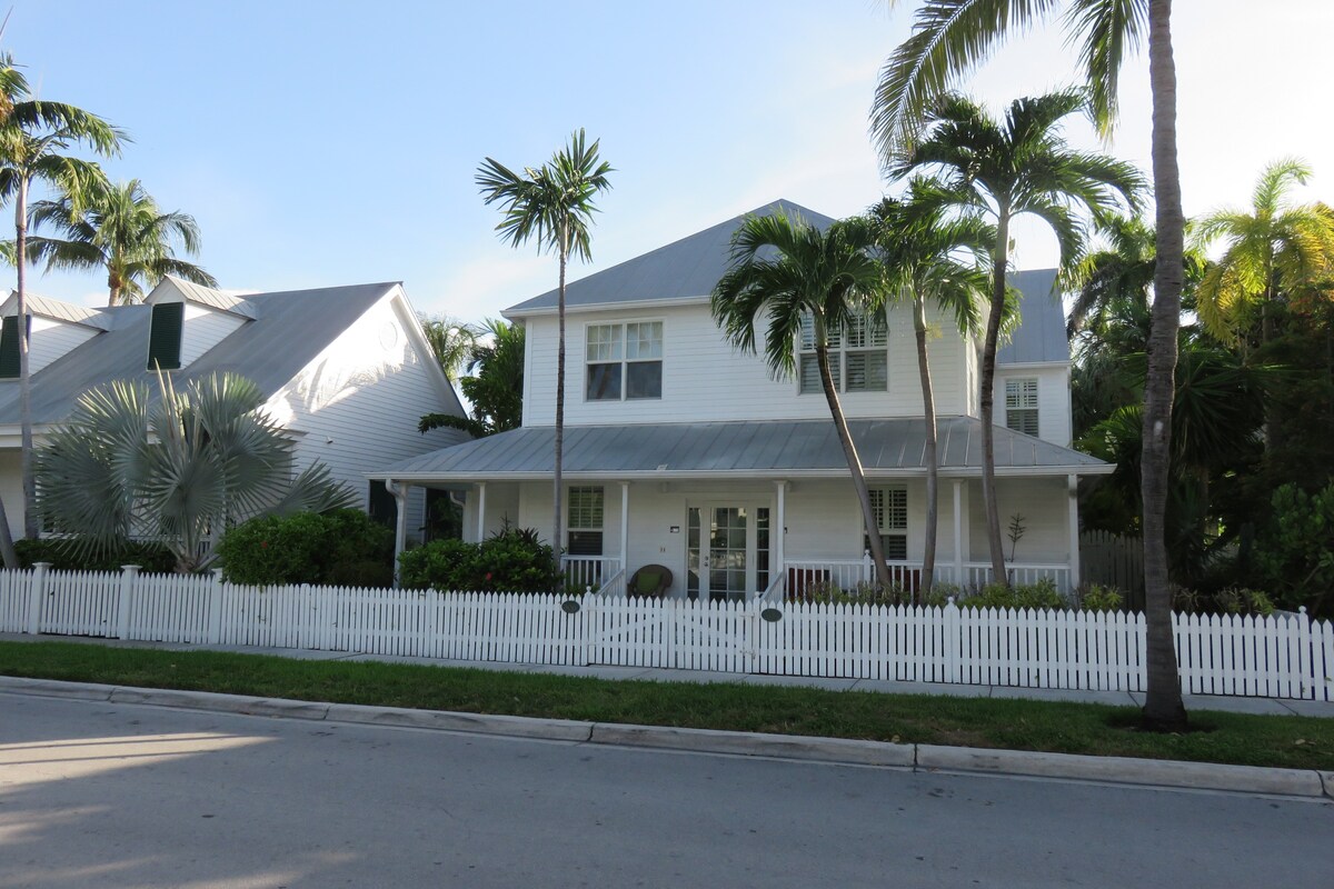 Millionaire Row Heart of Key West 4 BR Resort Home