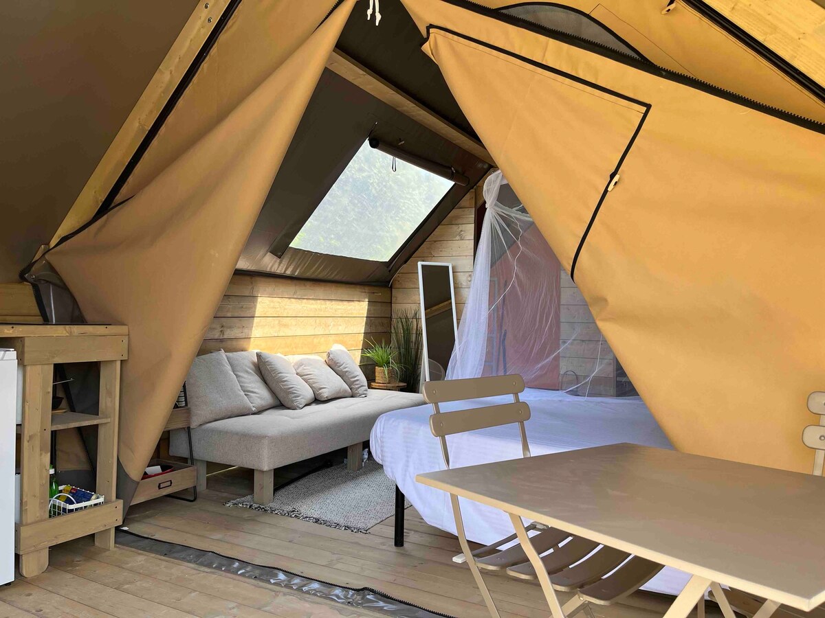 deluxe small tent
