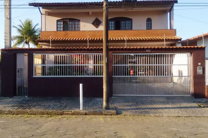 Bal São João Batista的民宿