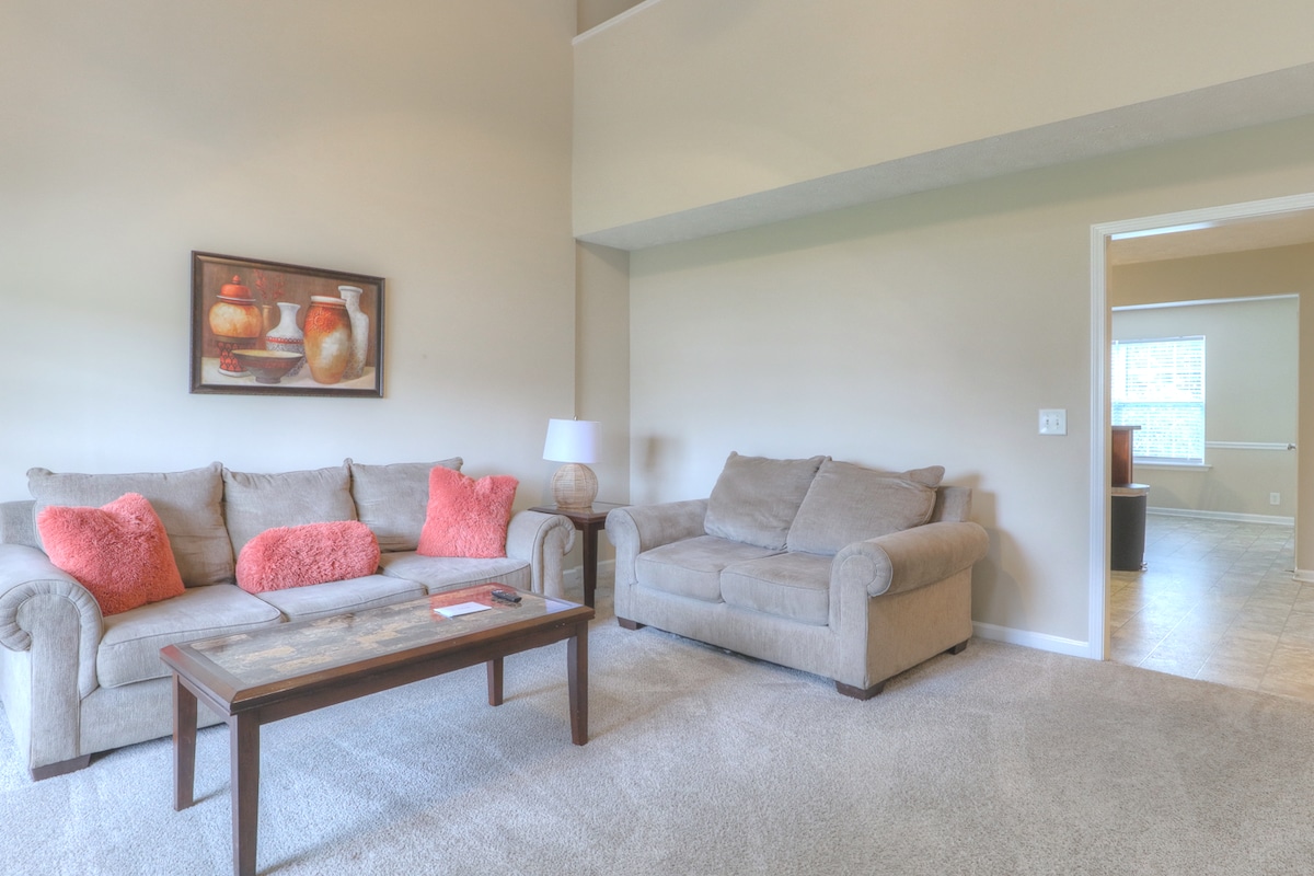 Glenmore-Quiet, comfortable, convenient location