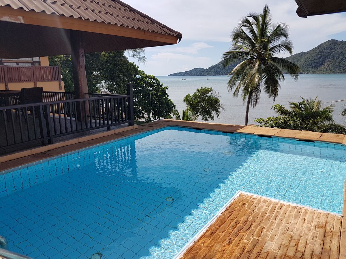 Private Pool Villa 2-Bedroom&Breakfast