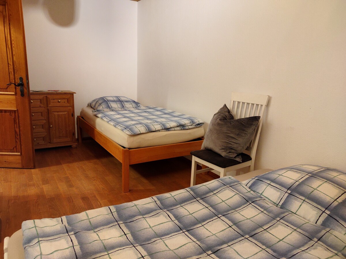 Kleines Zimmer nähe München