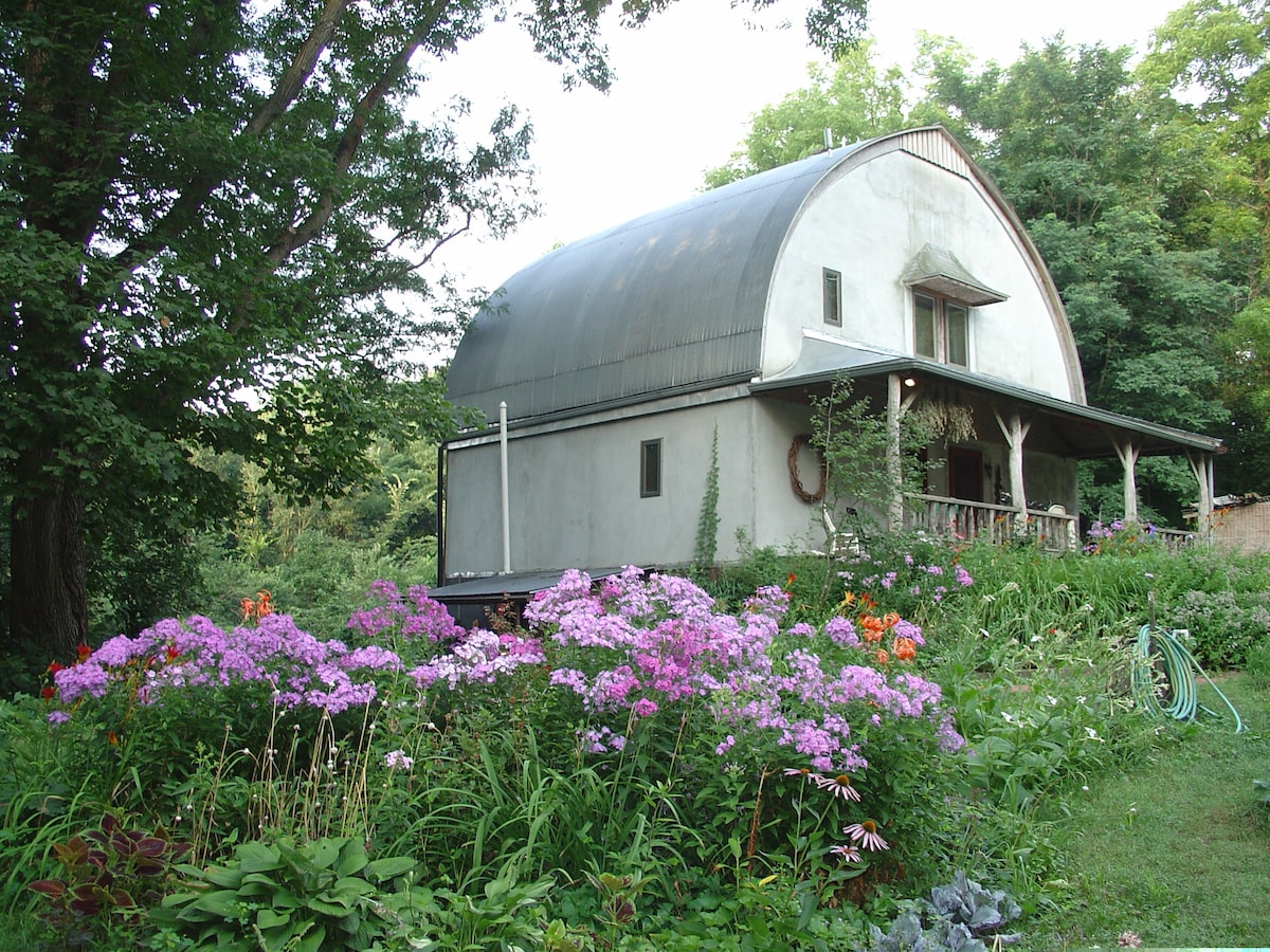 Onion Creek Farm East客房，共用卫生间