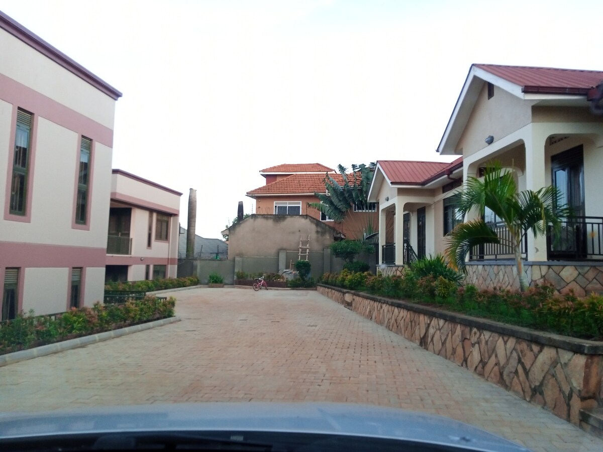 An exquisite fully furnished home in a cool env't.