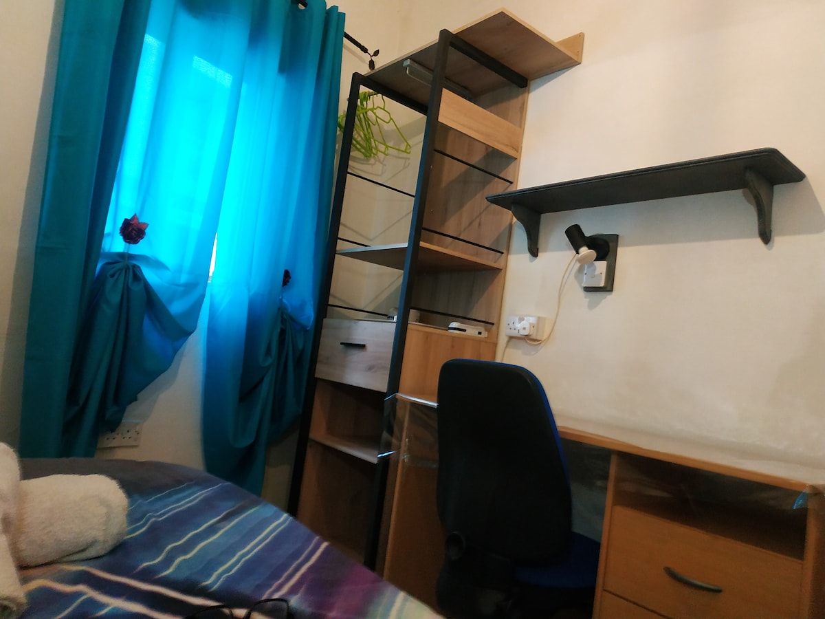 Cosy private room in Birkirkara