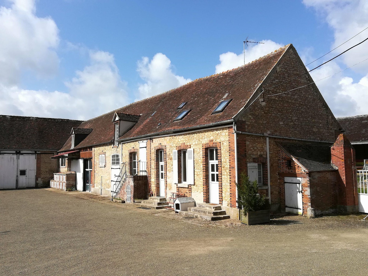 Le Petit Chavernay Farm