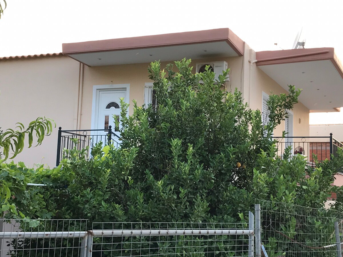 Kyparissia Karyes Village Home