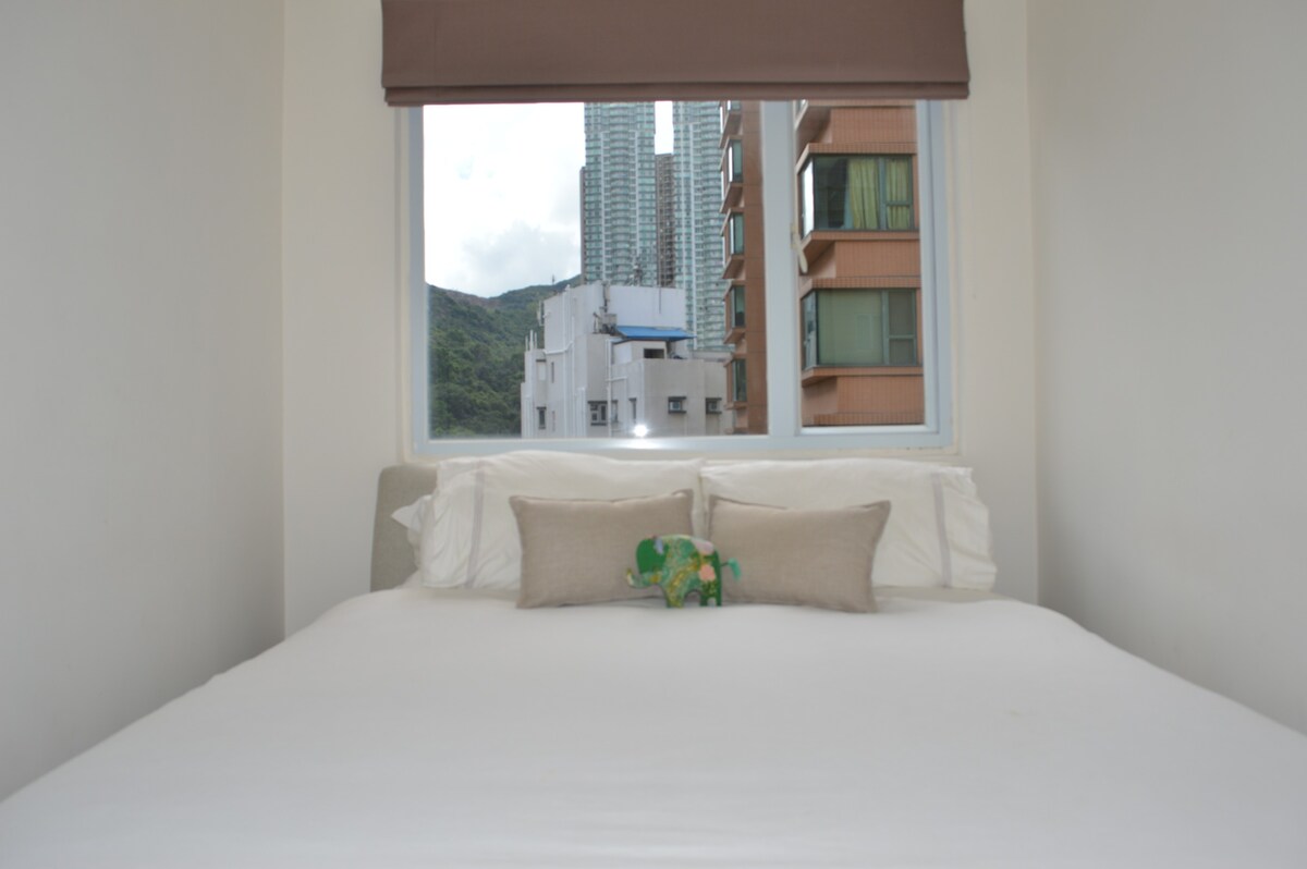 令人惊叹的2卧室泰式豪华公寓-加大双人床！
