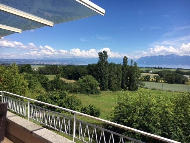 Villa indépendante avec vue sur le lac et jardin