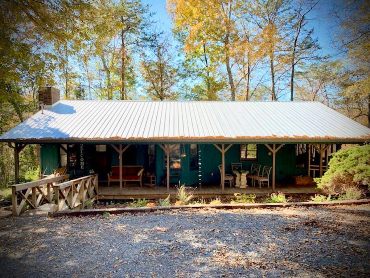 20-ac of tranquillity next to Desoto State Park