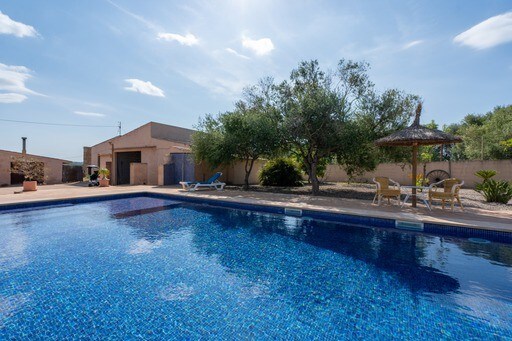 COUNTRYSIDE House Finca Sa Punta Ses Salines.