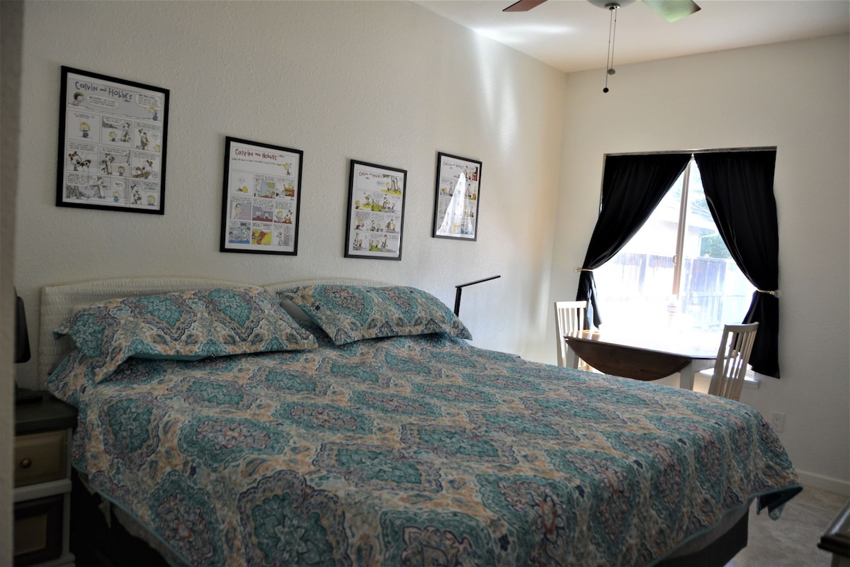 舒适的C和H房间，可以是加大双人床或2张xl的单人床