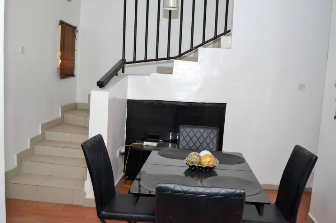 BEAUTIFUL 4 BEDROOM DUPLEX IN IKEJA GRA