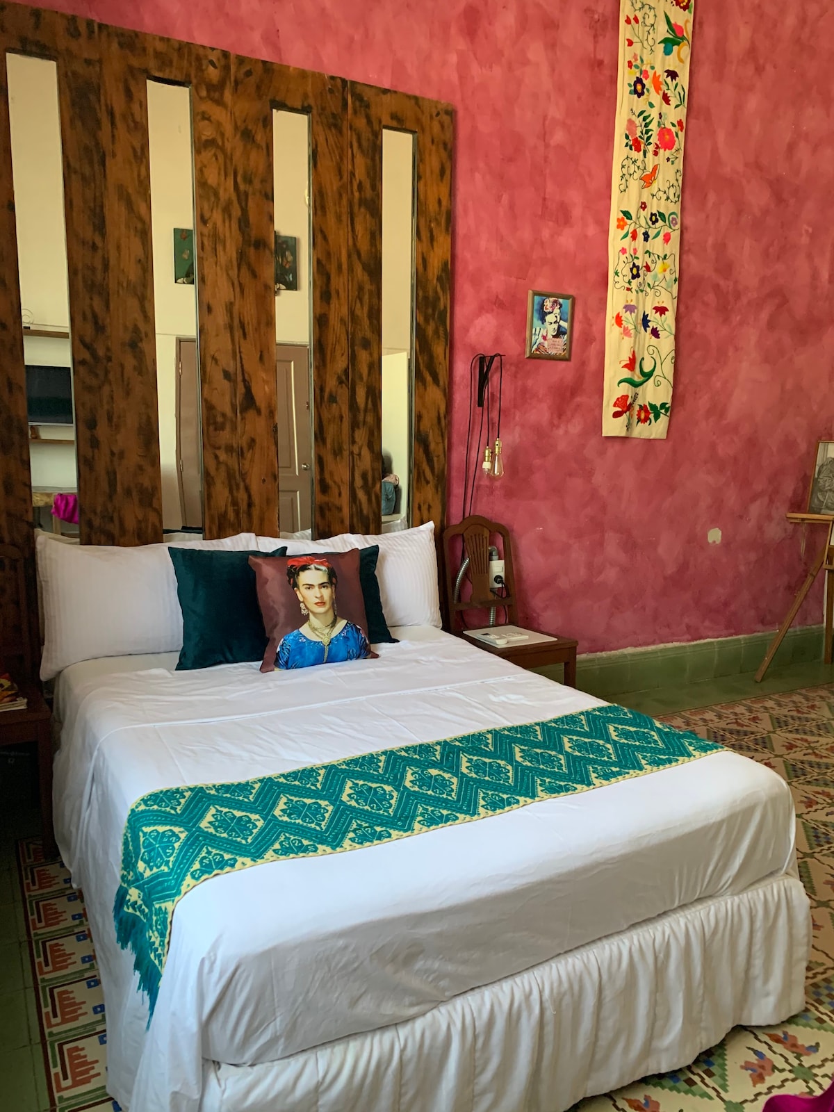Casa Mía Suite Frida Khalo