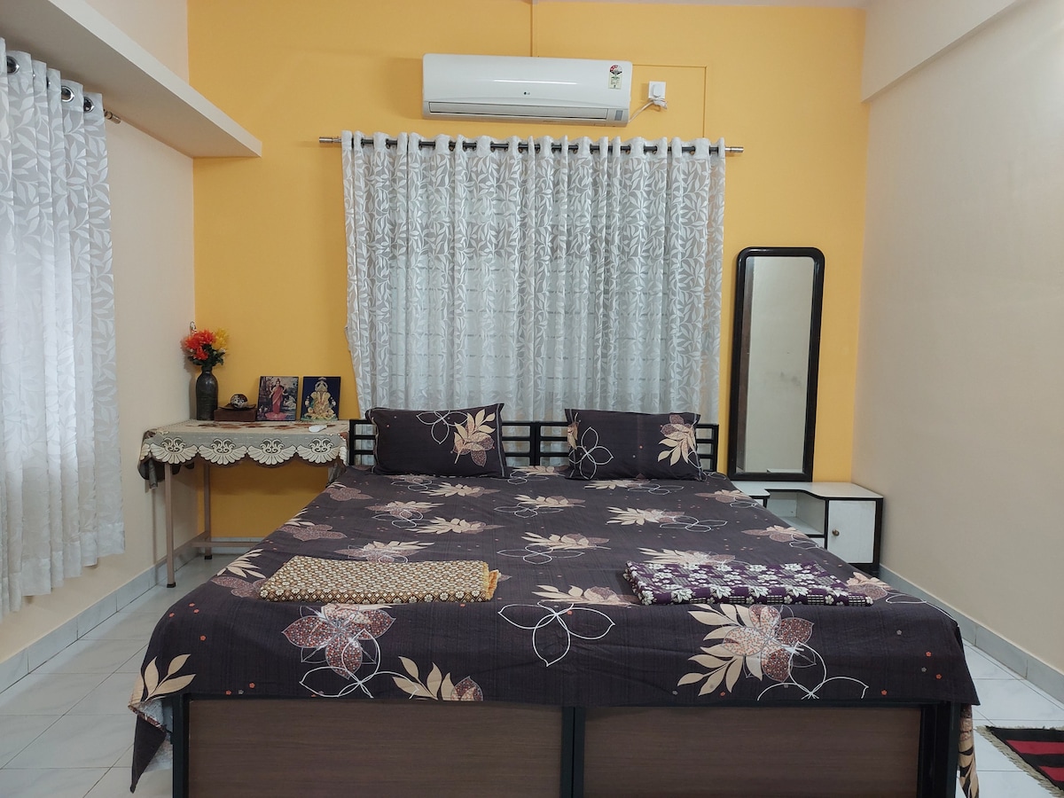 Ac Room- A Digvijay Residency Kolhapur Ground. Fl.