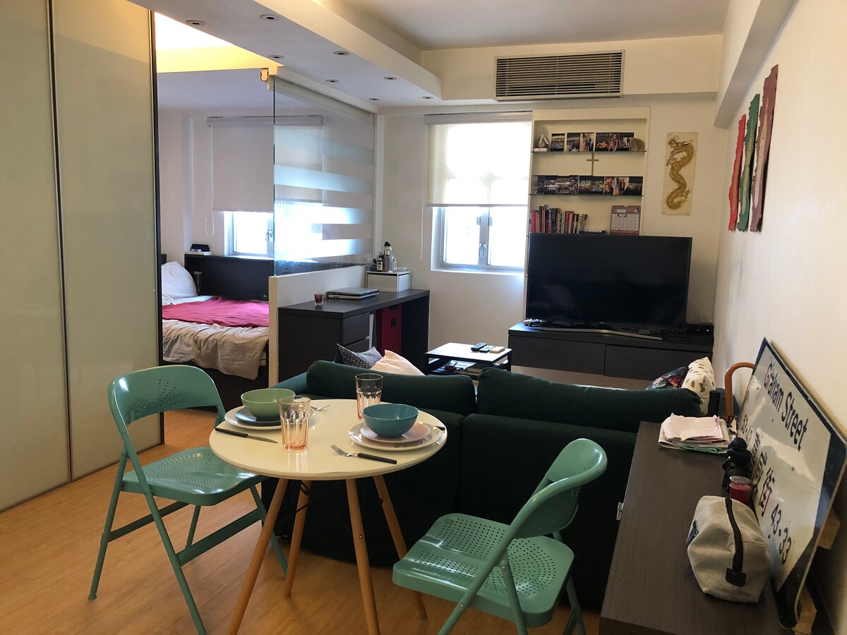 香港岛整套公寓型住宅位于中西部市中心的美丽单间公寓