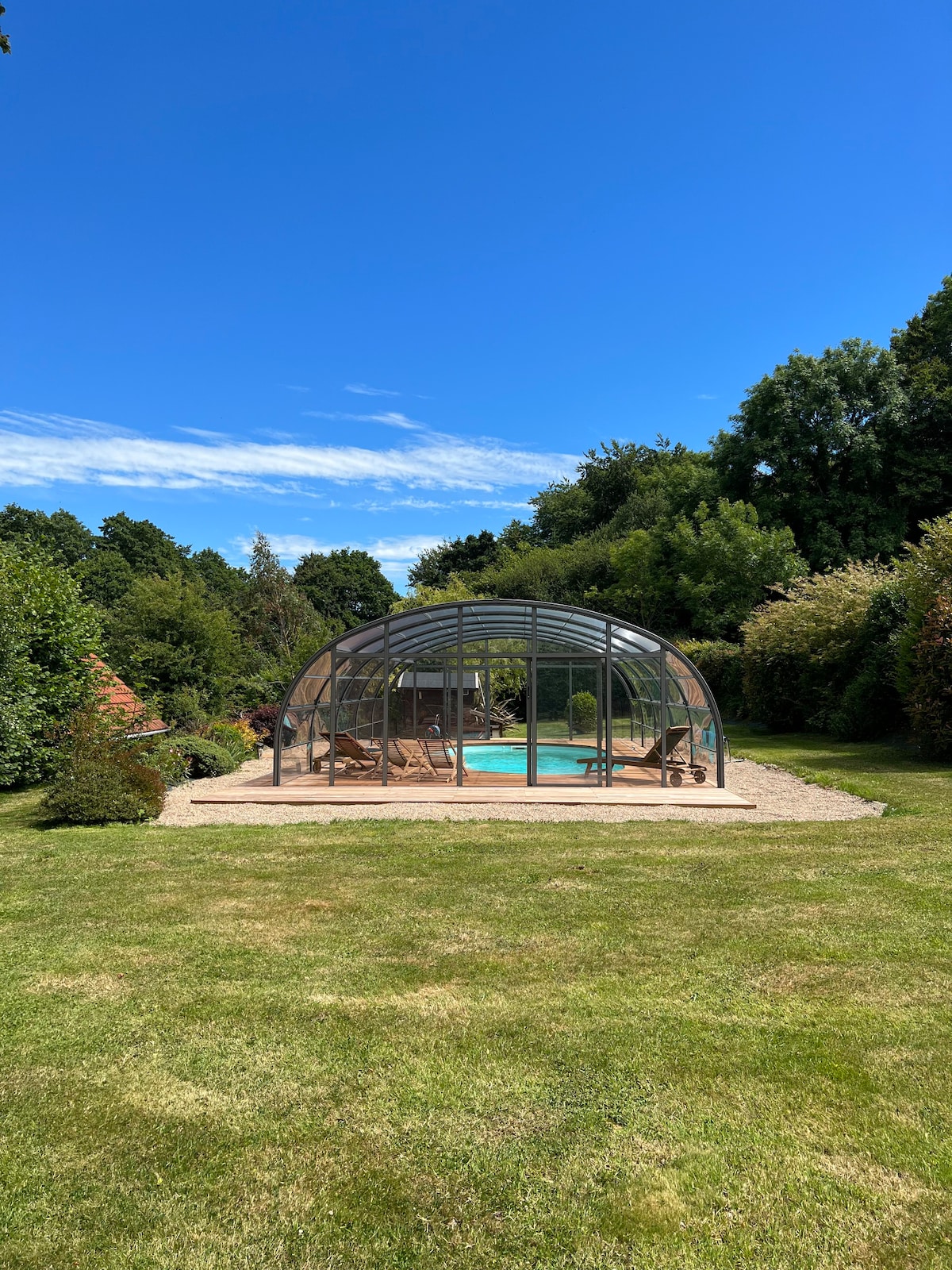 Belle propriété proche mer avec piscine couverte