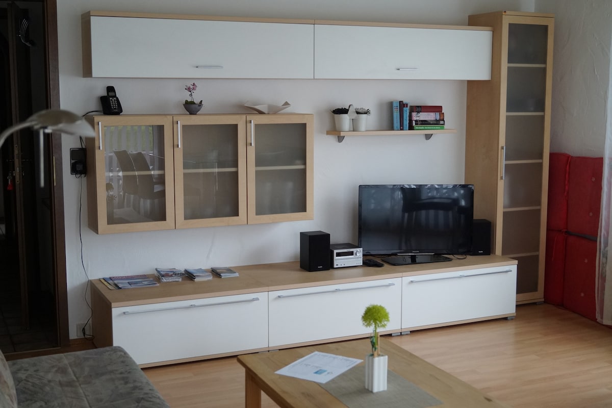 Ferienwohnung Neubauer, (Langenargen am Bodensee), Ferienwohnung Seeblick, 50qm, 1 Schlafzimmer, Wohn-/Essbereich, max. 2 Personen