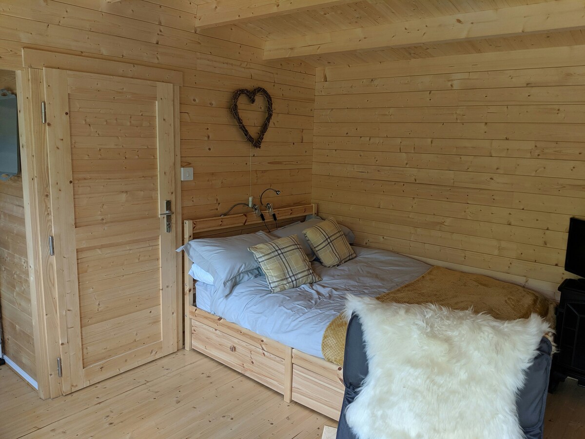 Southdowns Way Cabin