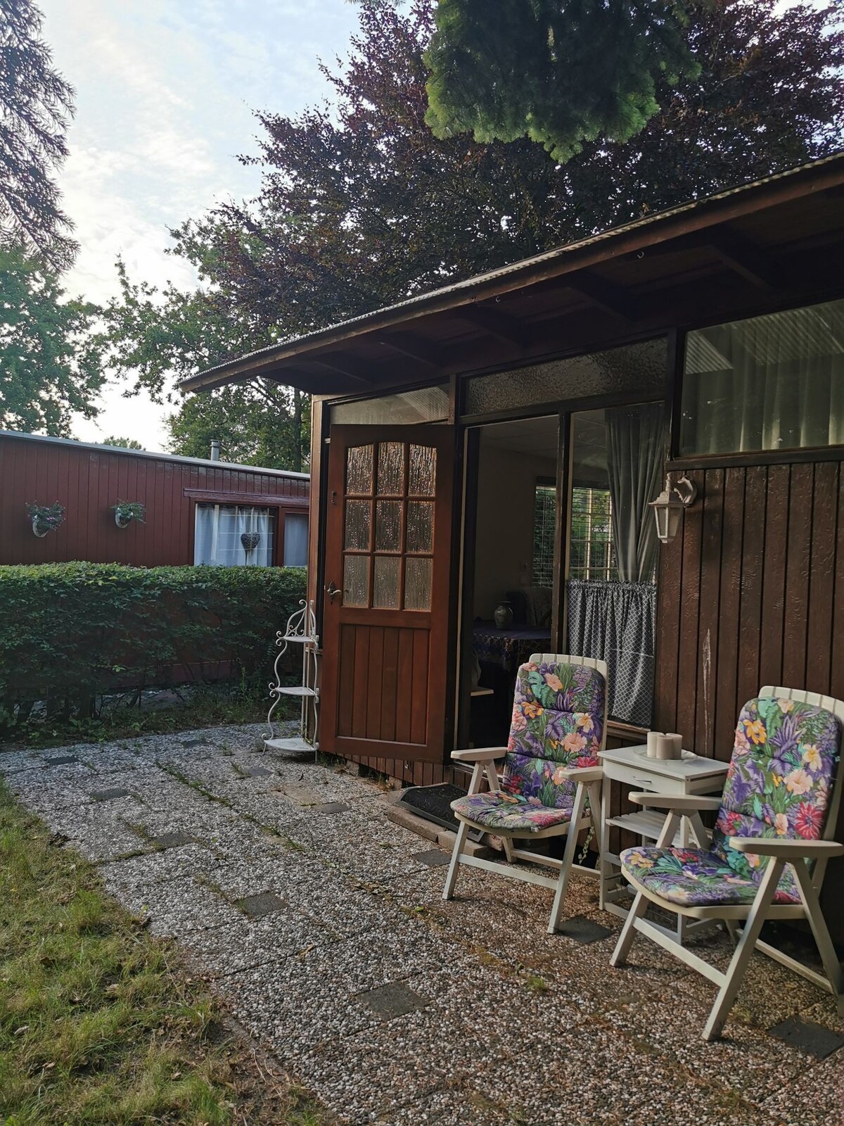 位于Oostvoorne一个安静地方的Kabouter乡村小屋。