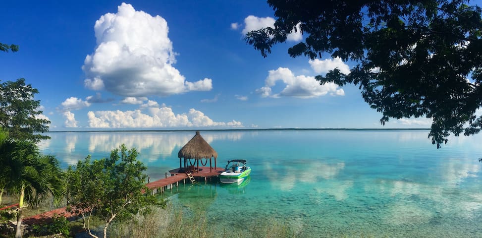 Bacalar Lagoon的民宿