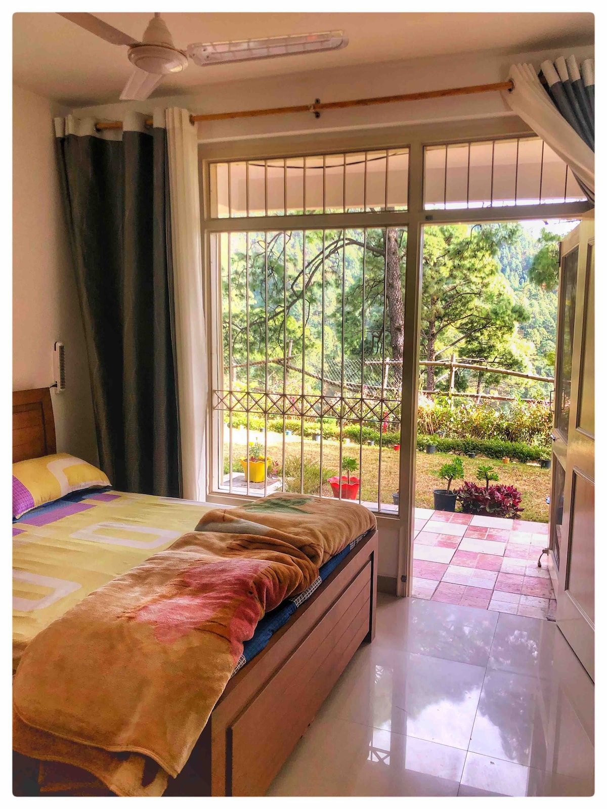 2卧室公寓， 5位房客入住Nainital Sattal LGF4