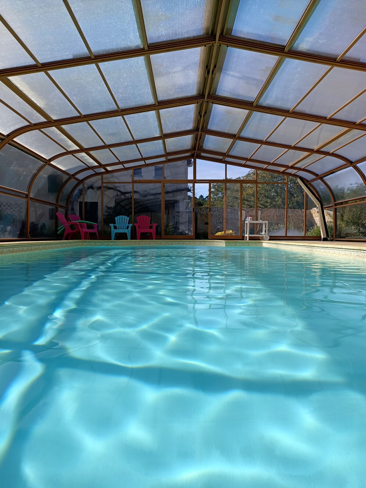 Gîte Sarlat Périgord piscine chauffée couverte 10m