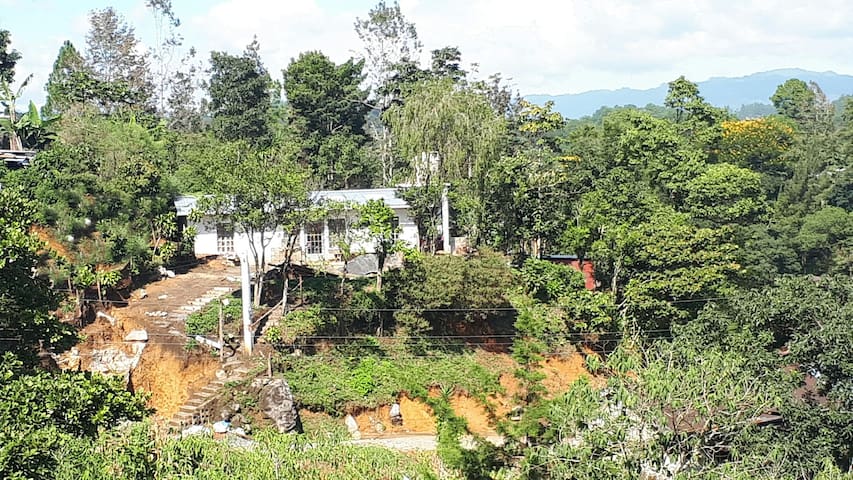 San Pedro Carchá的民宿