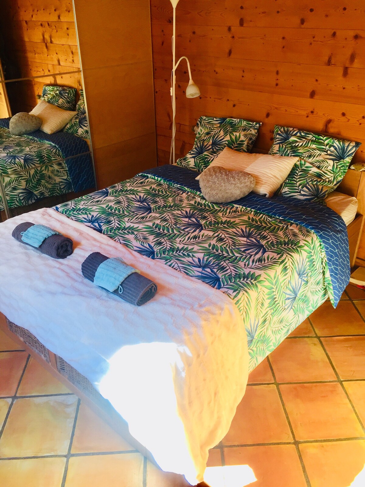 Chambre à la montagne dans chalet bois