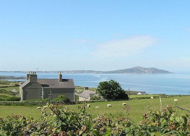 Pen y Graig Farmhouse - Front Wing - Church Bay