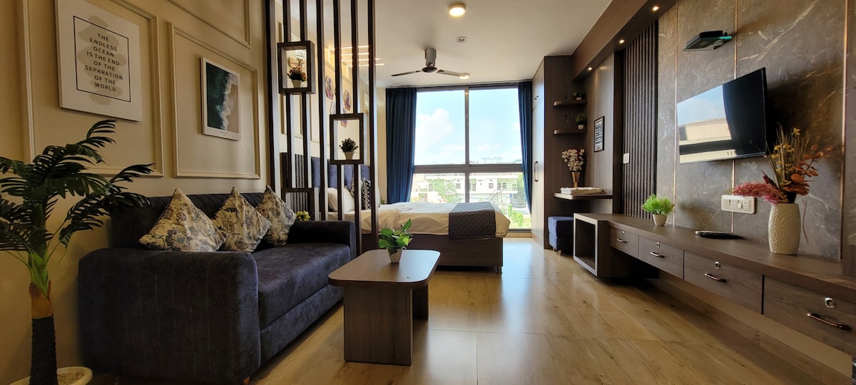 The Johari - A Luxury 1BHK Studio Apartment