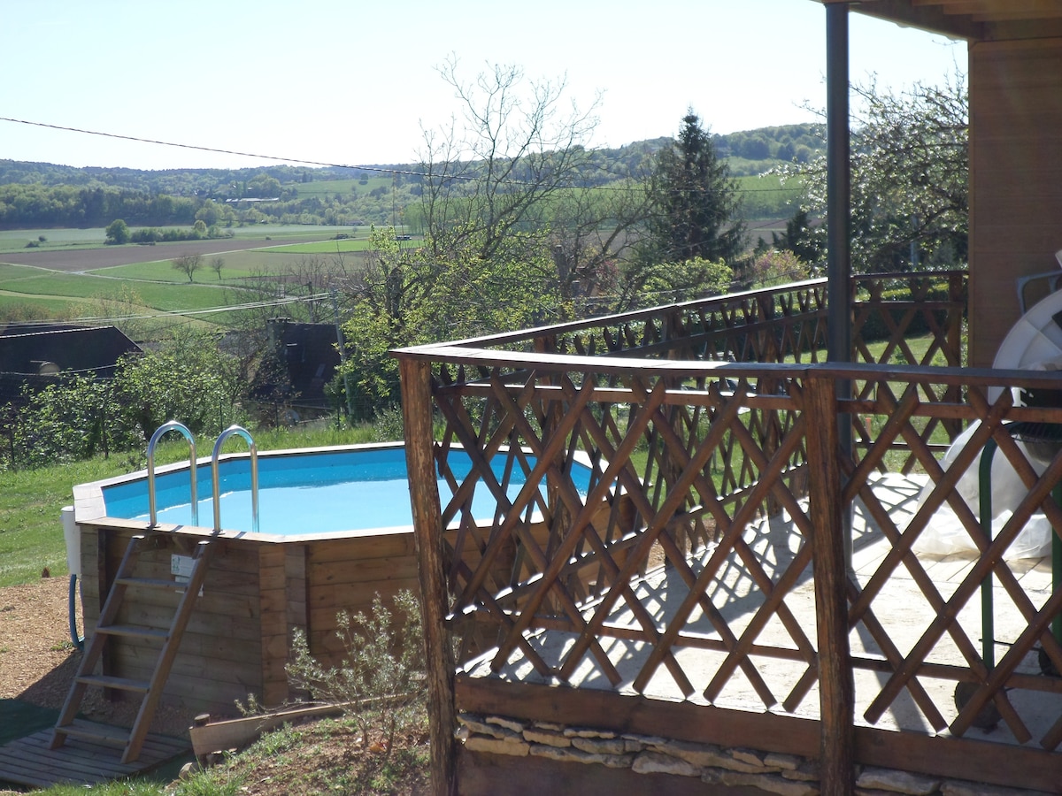 Gîte avec piscine à la campagne